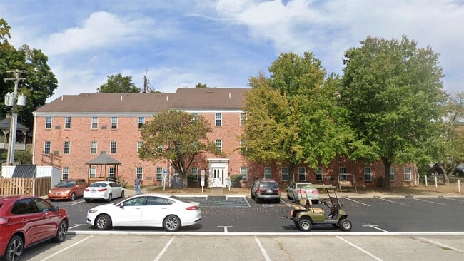 property at 101 W 2nd St