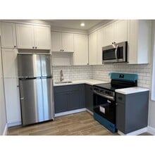 1136 SW 12th Ct in Miami, FL - Foto de edificio - Building Photo