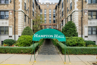 Hampton Hall in Pittsburgh, PA - Building Photo - Building Photo