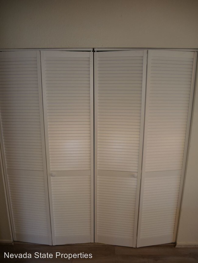 2021 Winwood St in Las Vegas, NV - Building Photo - Building Photo