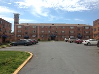 Victoria Crossing Apartments in Langley Park, MD - Foto de edificio - Building Photo