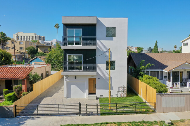2318 W 2nd St, Unit 2318.5 in Los Angeles, CA - Building Photo - Building Photo