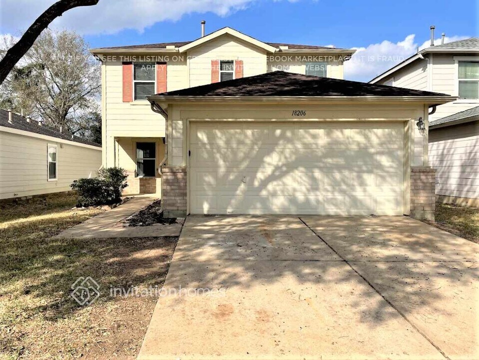 18206 Valebluff Ln in Cypress, TX - Foto de edificio