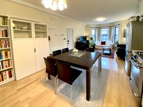 16 Surrey St, Unit 2 in Cambridge, MA - Building Photo - Building Photo