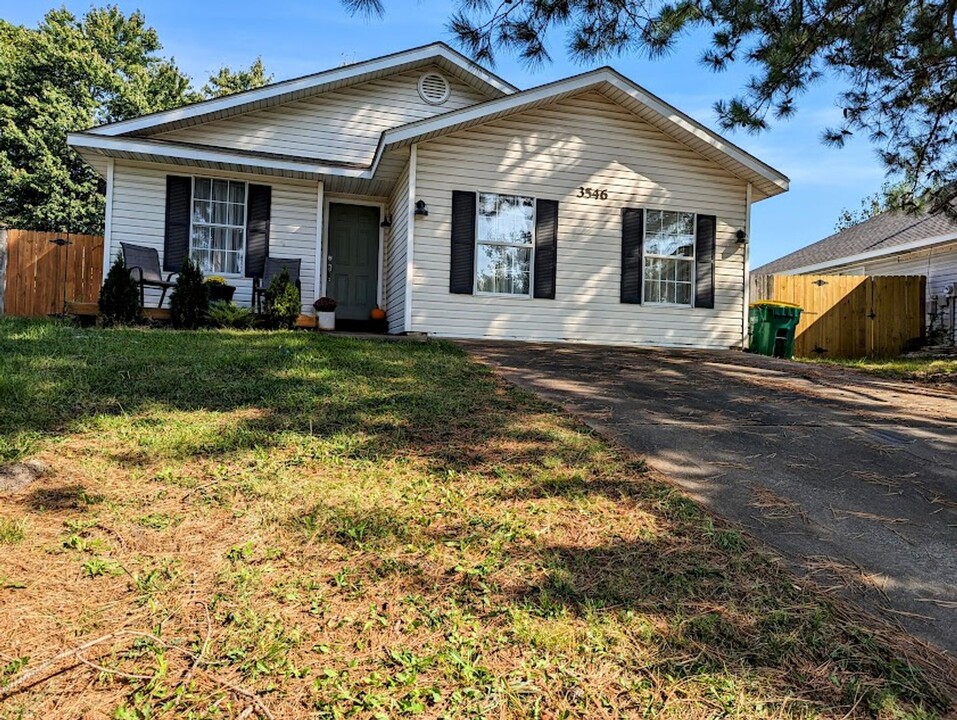 3546 Loblolly Pl in Springdale, AR - Building Photo