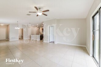 10117 Rose Petal Pl in Riverview, FL - Building Photo - Building Photo