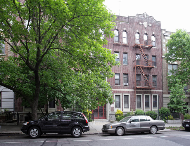 417 St Johns Place in Brooklyn, NY - Foto de edificio - Building Photo