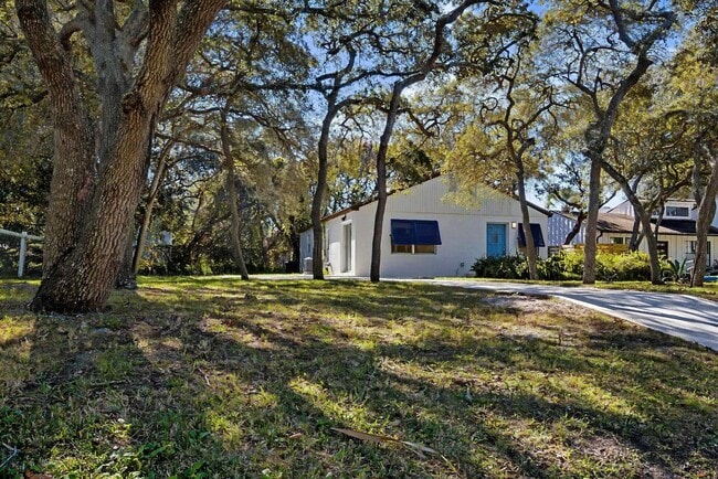 235 Boulevard Des Pins in St. Augustine, FL - Building Photo - Building Photo