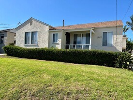 1942 Diamond St in San Diego, CA - Building Photo