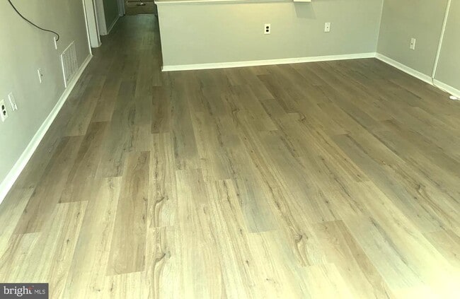 property at 4 Overhill Rd