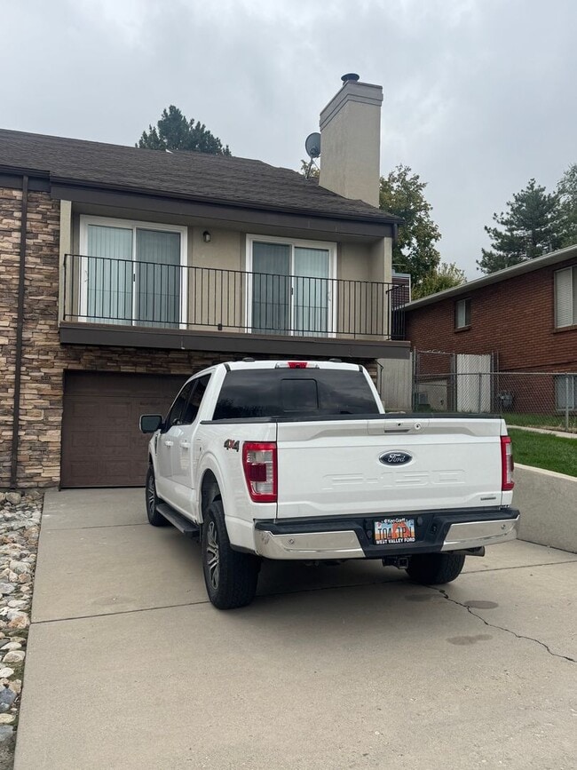 property at 7283 S 1950 E