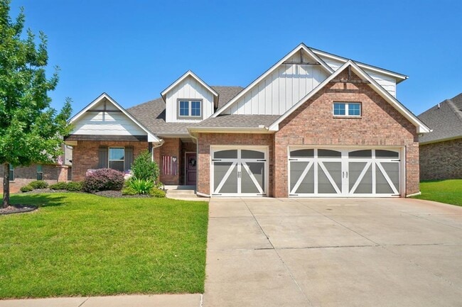 property at 3117 Hunter Crest Dr