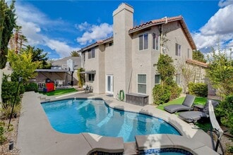 2805 Klondike Ct in Las Vegas, NV - Building Photo - Building Photo