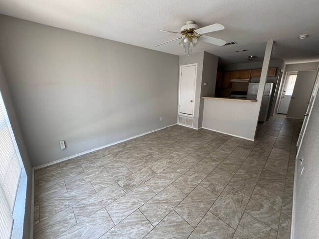 4001 Doraine Ct in Killeen, TX - Foto de edificio - Building Photo