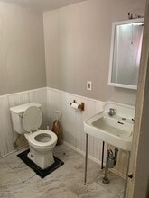 46 Alexander St, Unit 1 in Rochester, NY - Foto de edificio - Building Photo