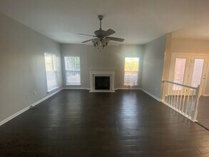 6765 Sutton Oaks Way in Gainesville, VA - Building Photo - Building Photo