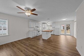 105 Shady Ln Dr in Smithfield, NC - Building Photo - Building Photo