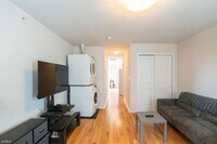 1204 E Palmer St photo'