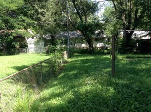 11405 Crystal Ave in Kansas City, MO - Building Photo - Building Photo