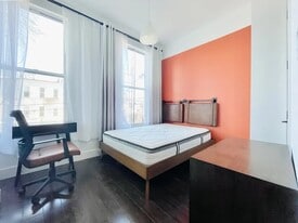Furnished room/NOT APARTMENT, Unit 2 in Brooklyn, NY - Building Photo