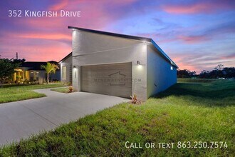 352 Kingfish Dr in Poinciana, FL - Foto de edificio - Building Photo