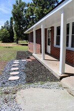 882 Campbell Rd in Covington, GA - Building Photo - Building Photo