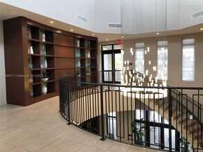 10600 NW 88th St in Doral, FL - Building Photo - Building Photo