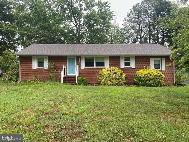 property at 802 Payton Dr