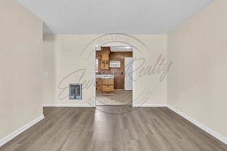 114 E 17th St in Cookeville, TN - Building Photo - Building Photo