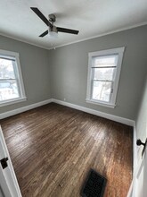1314 N Elmwood Ave in Peoria, IL - Building Photo - Building Photo