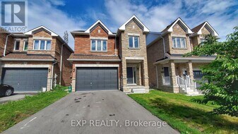 34 Palace St in Thorold, ON - Building Photo