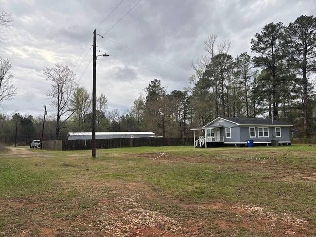 property at 2075 FM 2625