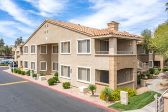 San Paulo in Phoenix, AZ - Foto de edificio - Building Photo