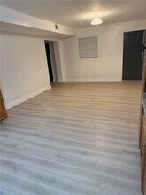 9855 SW 62nd St in Miami, FL - Building Photo - Building Photo