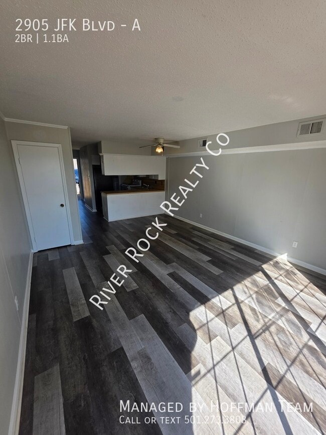 2905 John F Kennedy Blvd