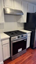 738 Main St, Unit 304 in El Segundo, CA - Building Photo - Building Photo