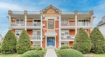 400-402 4th Ave in Asbury Park, NJ - Building Photo