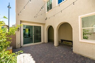 3054 Echoed Rondel Ln in Henderson, NV - Foto de edificio - Building Photo