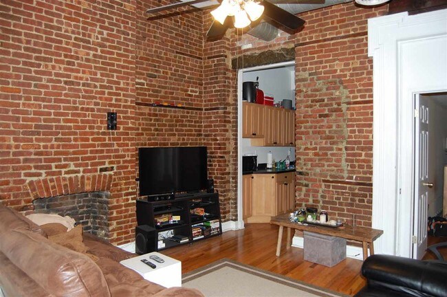 property at 405 Washington St
