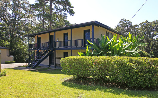 Miccosukee Gardens in Tallahassee, FL - Building Photo - Building Photo