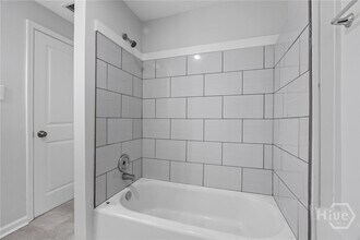 430 Lawton Ave in Savannah, GA - Building Photo - Building Photo