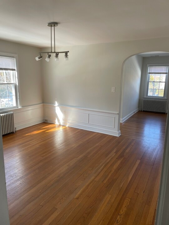 69 S Pine Creek Rd, Unit 69 S Pine Creek Rd in Fairfield, CT - Building Photo