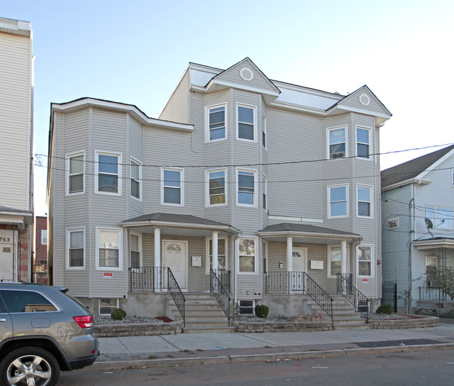 249-251 Inslee Pl in Elizabeth, NJ - Building Photo - Building Photo