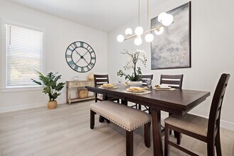4921 N Nebraska Ave in Tampa, FL - Building Photo - Building Photo