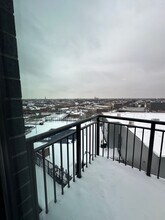 1025 W Addison St in Chicago, IL - Foto de edificio - Building Photo