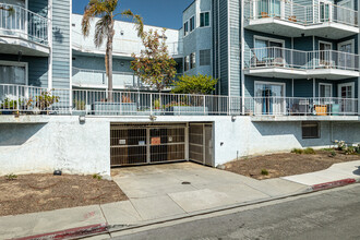 Mystic Cove in Long Beach, CA - Building Photo - Building Photo