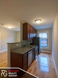 2822 N Mildred Ave, Unit 3 in Chicago, IL - Building Photo - Building Photo