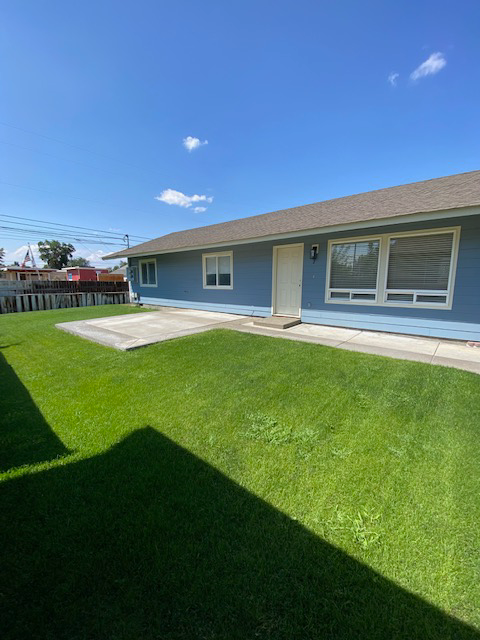 422 S 49th Ave in Yakima, WA - Building Photo