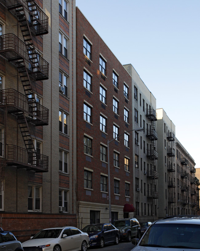 29 Cooper St in New York, NY - Foto de edificio - Building Photo