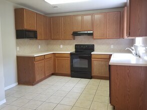 5123 Fountain Hill in San Antonio, TX - Building Photo - Building Photo